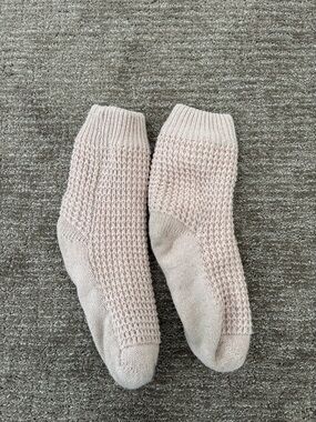 🤩 3 for $20 / Indigo Women's Waffle Knit Crew Reading Socks - Pale Blush
